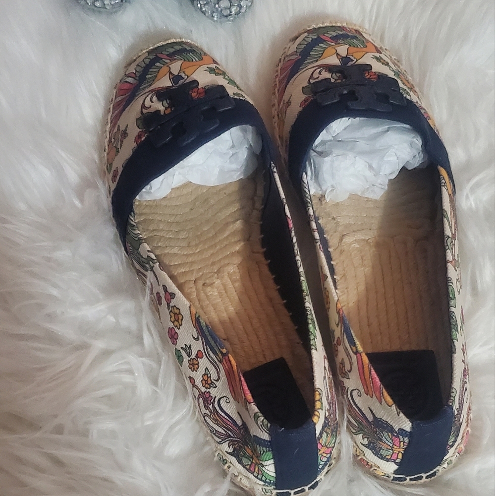 Women shoes